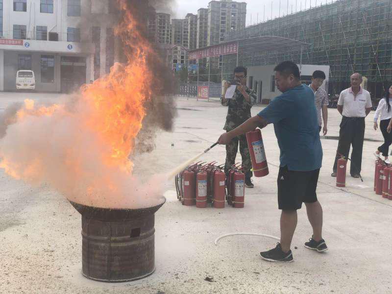 江西長運(yùn)扎實開展“安全生產(chǎn)月”活動，各單位安全生產(chǎn)形勢持續(xù)穩(wěn)定