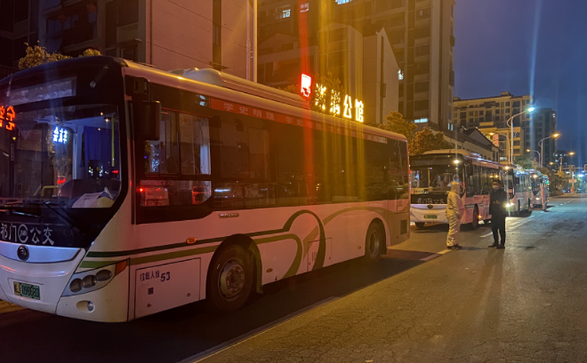 同心抗疫 || 黃山長運：祁門公司迅速轉(zhuǎn)運密接人員