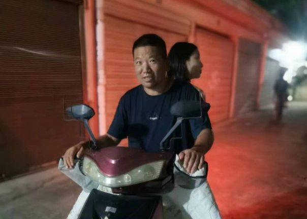 景德鎮(zhèn)長運：小女生晚班車錯過站　駕駛員電動車送回家