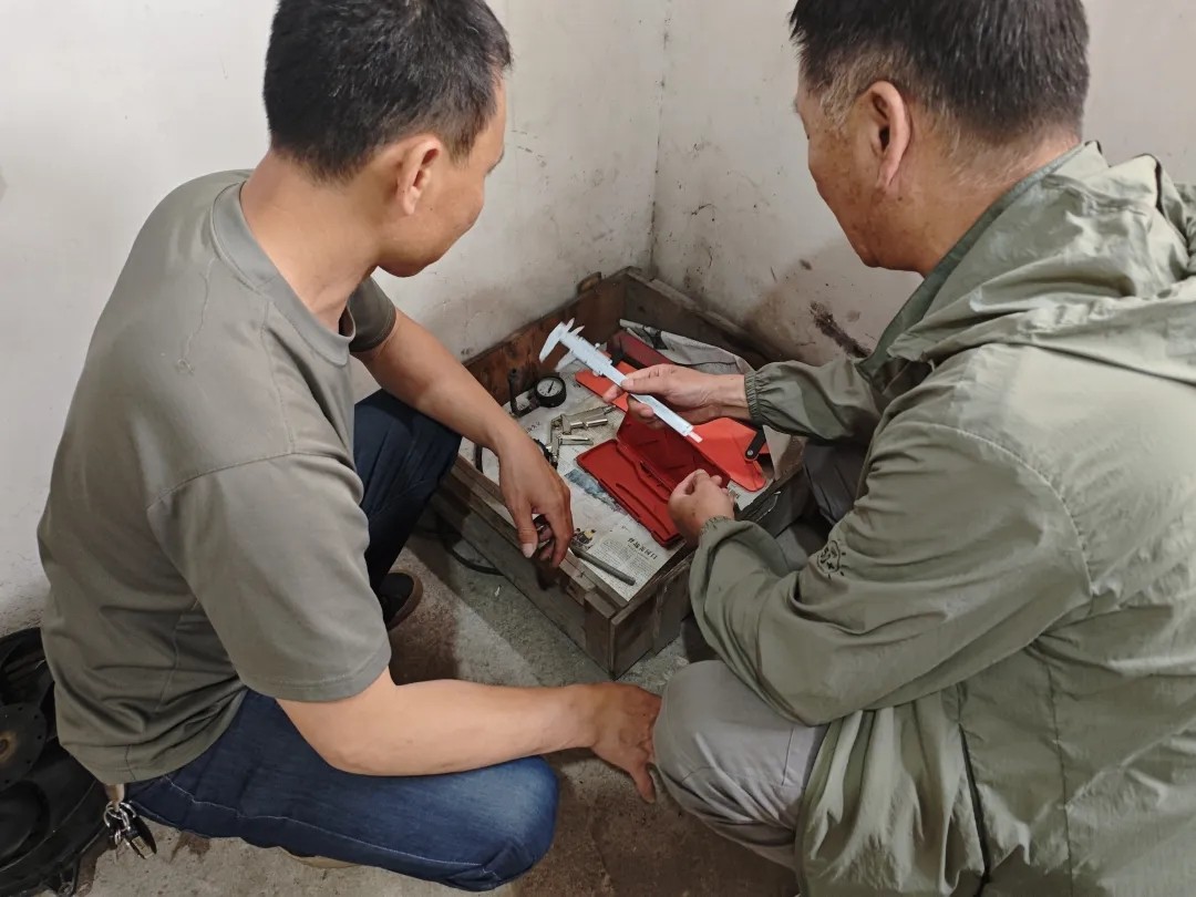 上饒汽運(yùn) 聯(lián)合舉辦“營運(yùn)客車安全例行檢查工作”專題培訓(xùn)